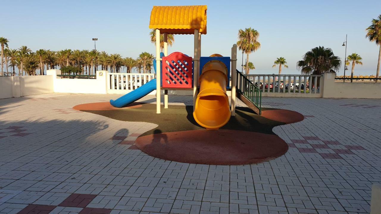 Golf Coast Los Alamos, Primera Linea De Playa توريمولينوس المظهر الخارجي الصورة