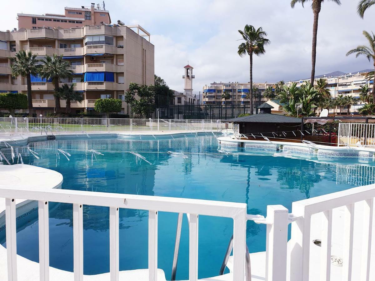 Golf Coast Los Alamos, Primera Linea De Playa توريمولينوس المظهر الخارجي الصورة