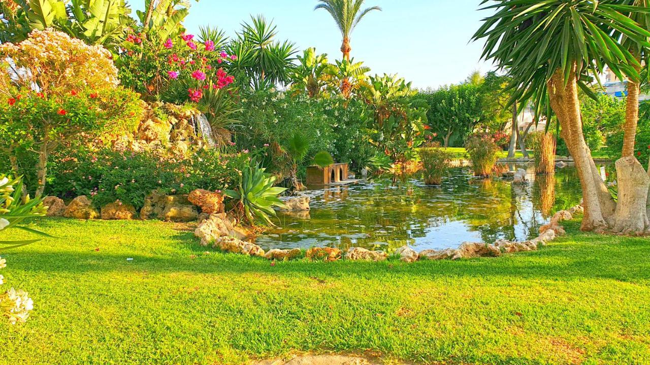 Golf Coast Los Alamos, Primera Linea De Playa توريمولينوس المظهر الخارجي الصورة